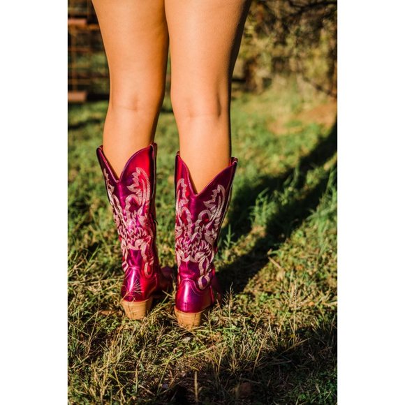 AT THE RODEO PINK BOOTS - Picture 3 of 4